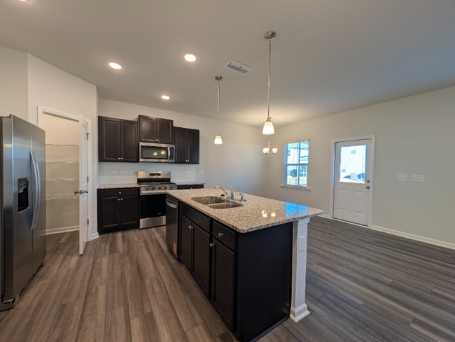 Building Photo - 525 Prestonfield Wy