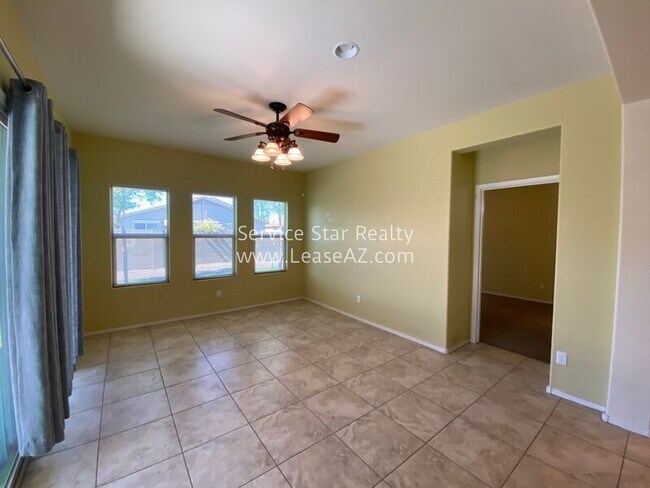 Foto del edificio - 17763 W Hadley St