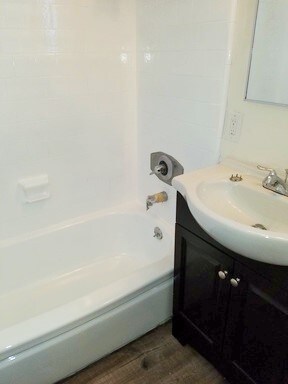Foto del edificio - 360 W Chevy Chase Dr