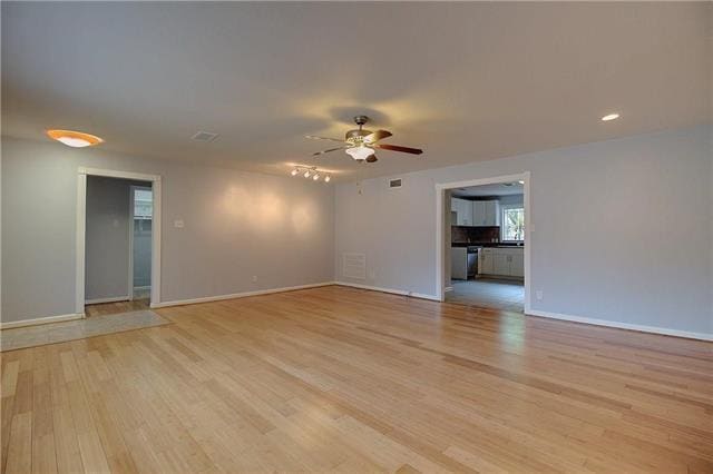 Building Photo - 8115 Claremont Dr