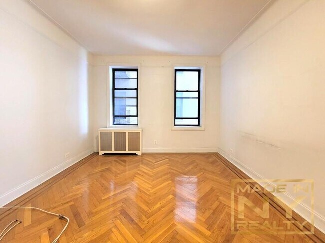 Building Photo - 1 bedroom in ASTORIA NY 11102