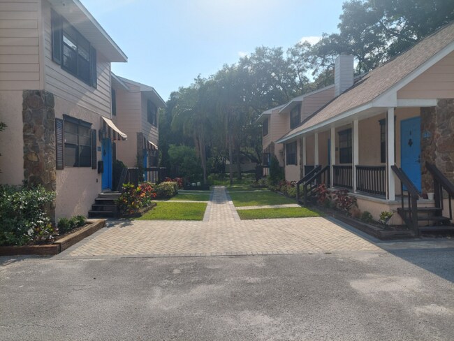 Foto del edificio - 12216 N 59th St