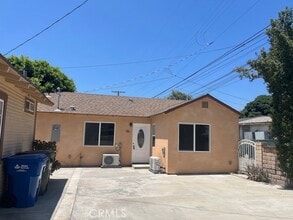 Building Photo - 419 S Heliotrope Ave