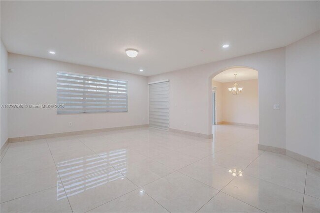 Building Photo - 15051 SW 18th Terrace