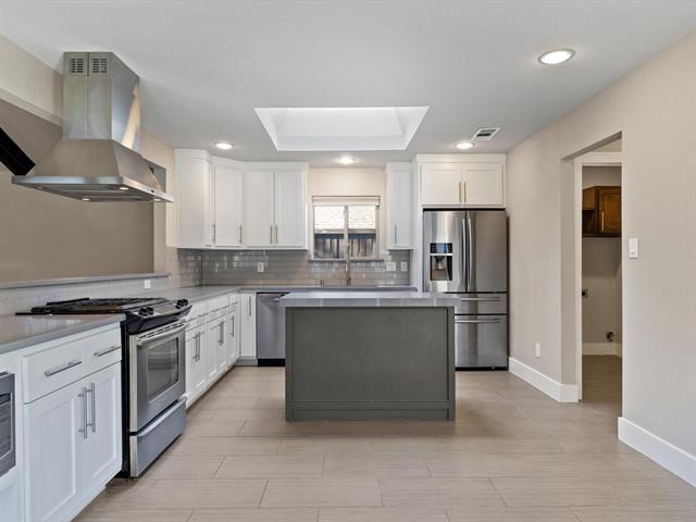 Primary Photo - 7109 Canongate Dr