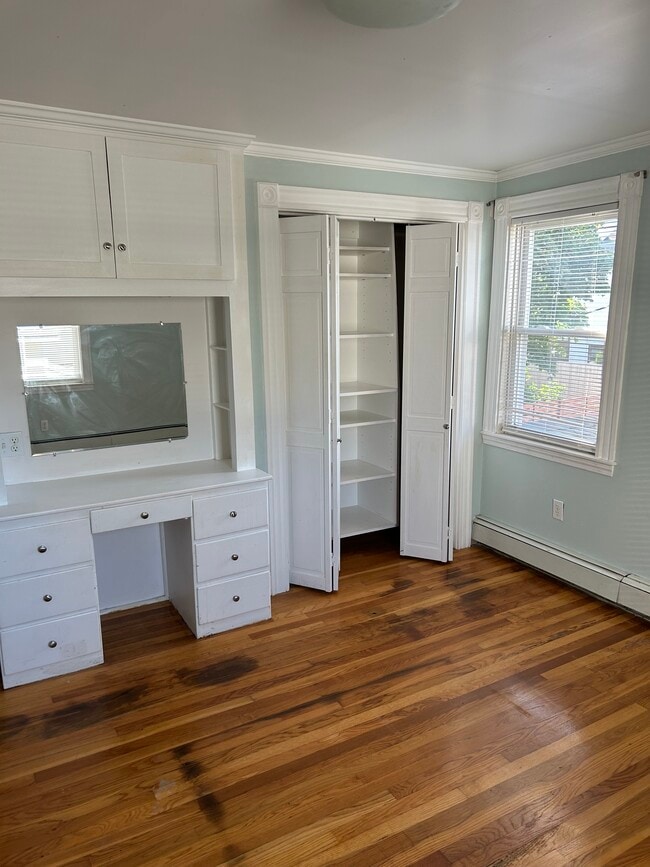 Building Photo - 11 Lincoln Rd