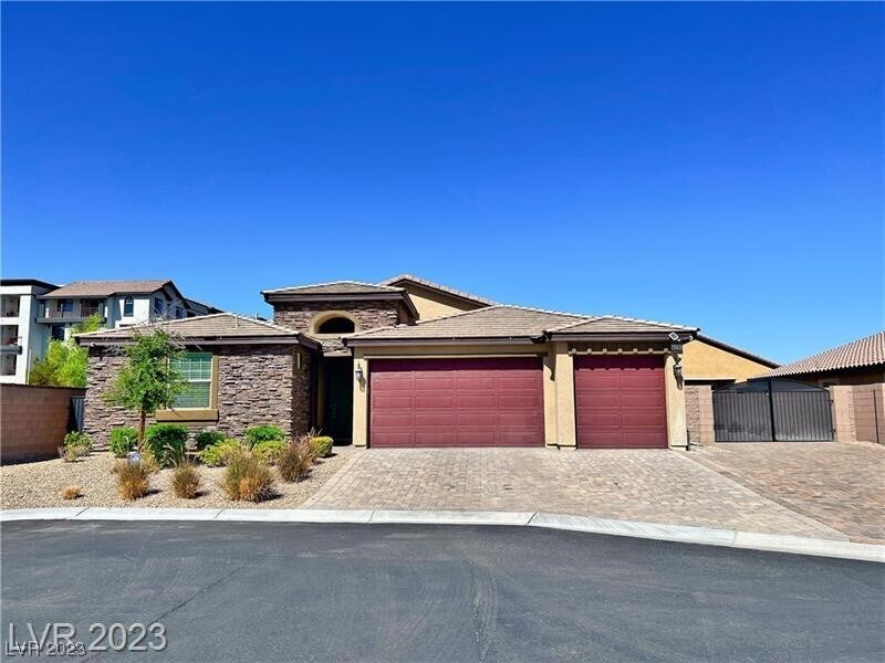 Foto principal - 6297 Starflare St
