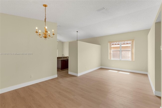 Foto del edificio - 18057 SW 30th Ct