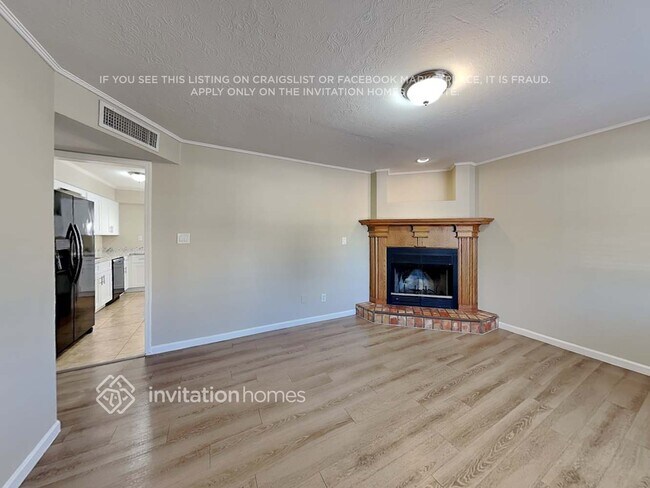 Foto del edificio - 243 E Cullumber Ave