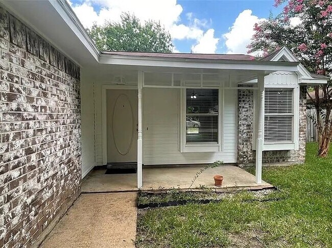 Foto del edificio - 3110 Rocky Crest Dr