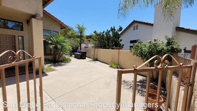 Building Photo - 4 br, 3 bath House - 10610 Carillon Court
