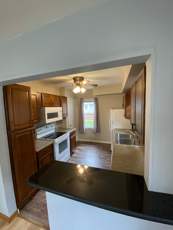 Building Photo - 121 Belleview Ave