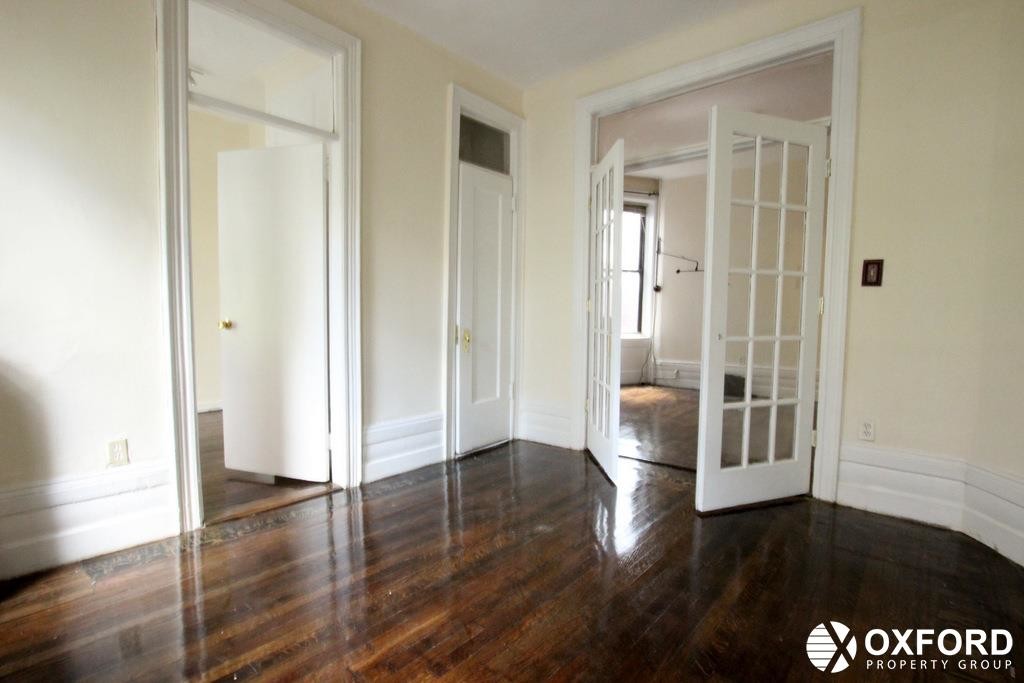 Primary Photo - 106 West 13th Street