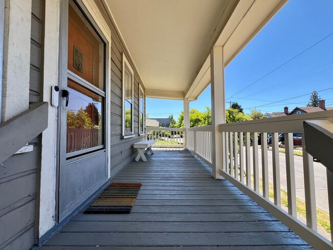 Photo - Charming Clinton Neighborhood Home 2 Bed 2 Bath — Close to Downtown & Division Street!