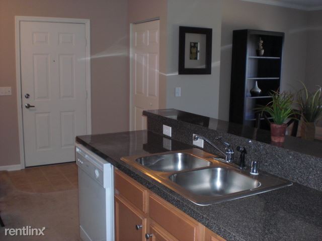 Building Photo - 54 Hunt Club Dr