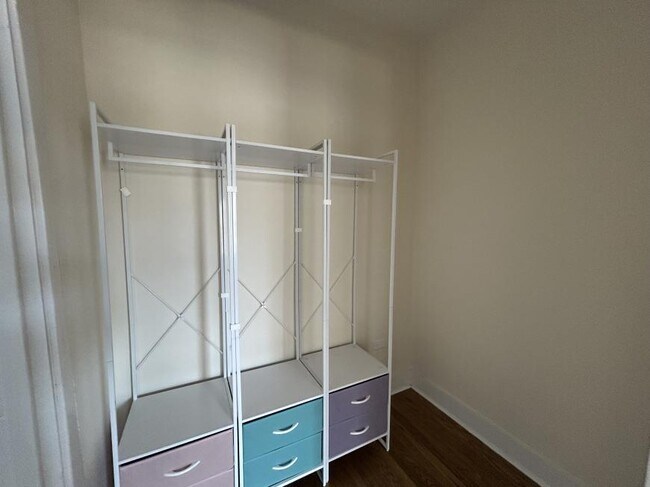 Building Photo - 0 bedroom in Chicago IL 60647