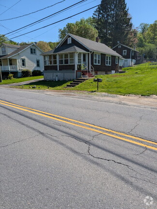 Building Photo - 1197 Lower Demunds Rd