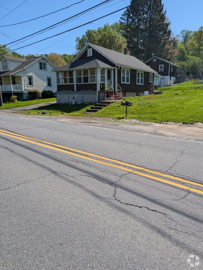 Building Photo - 1197 Lower Demunds Rd