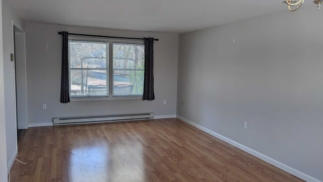 Foto del edificio - 10 Wells Woods Ln