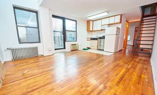 Primary Photo - 69 7th Ave