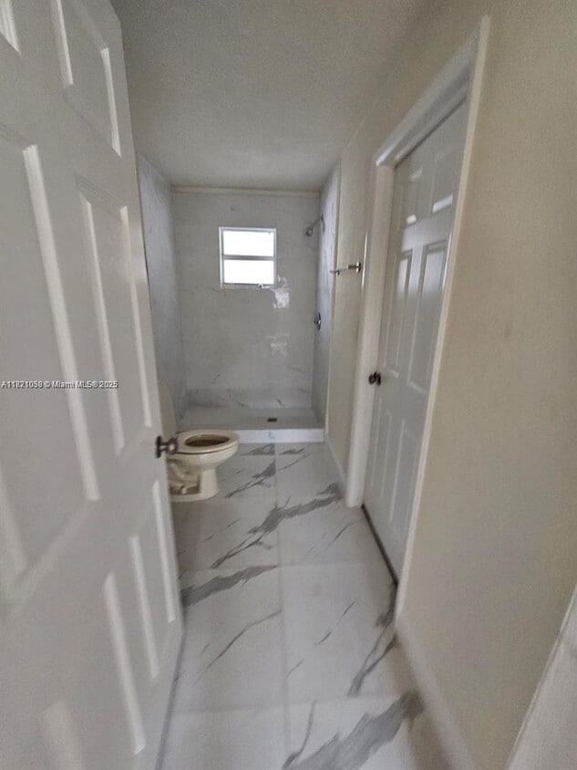 Primary Photo - 1717 NW 69th St