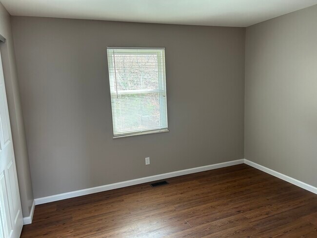 Building Photo - 3826 Treebrook Dr