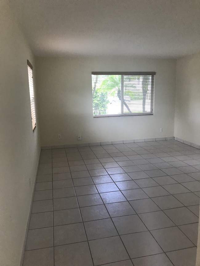 6250 SW 40th St, Miami, FL 33155 - Apartment for Rent in Miami, FL