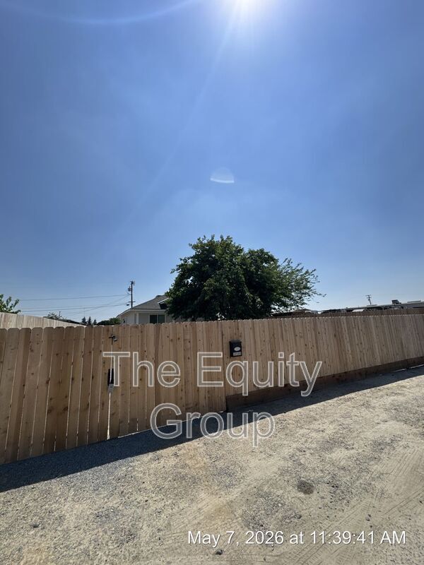 Building Photo - 30566 Ivy Rd