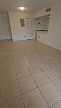 Building Photo - 9735 Fontainebleau Blvd