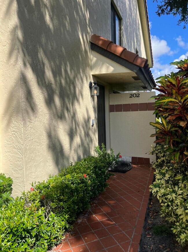 Foto del edificio - 10399 S Circle Lake Dr