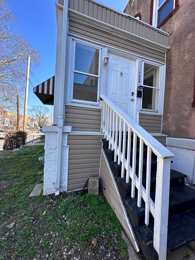 Photo - 7050 Clinton Rd (Upper Darby Township, PA)