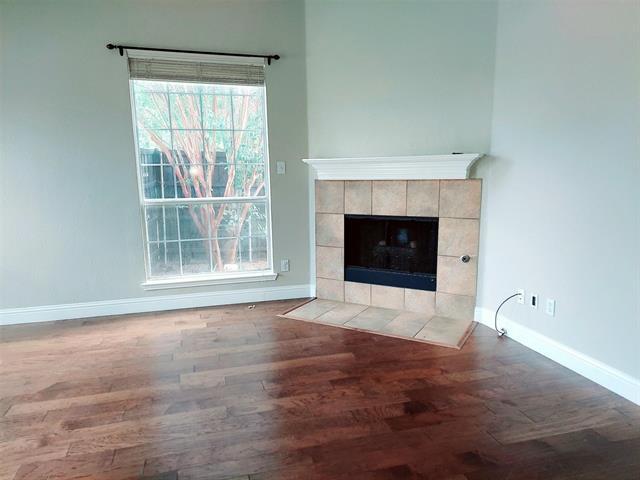 Foto del edificio - 7901 Whispering Tree Ln