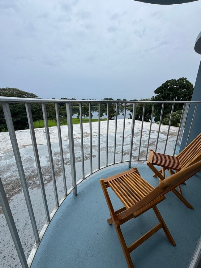 Building Photo - Hilo Lagoon Center - Studio