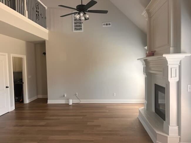 Building Photo - Spacious 4 Bedroom Home in Centerton