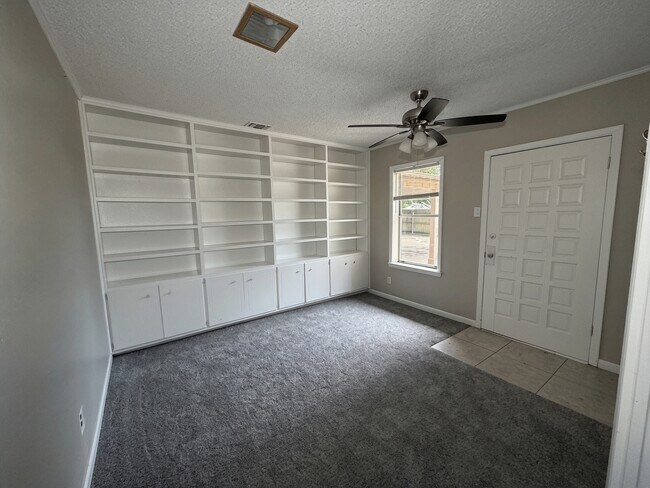 Foto del edificio - 3113 Northridge Dr