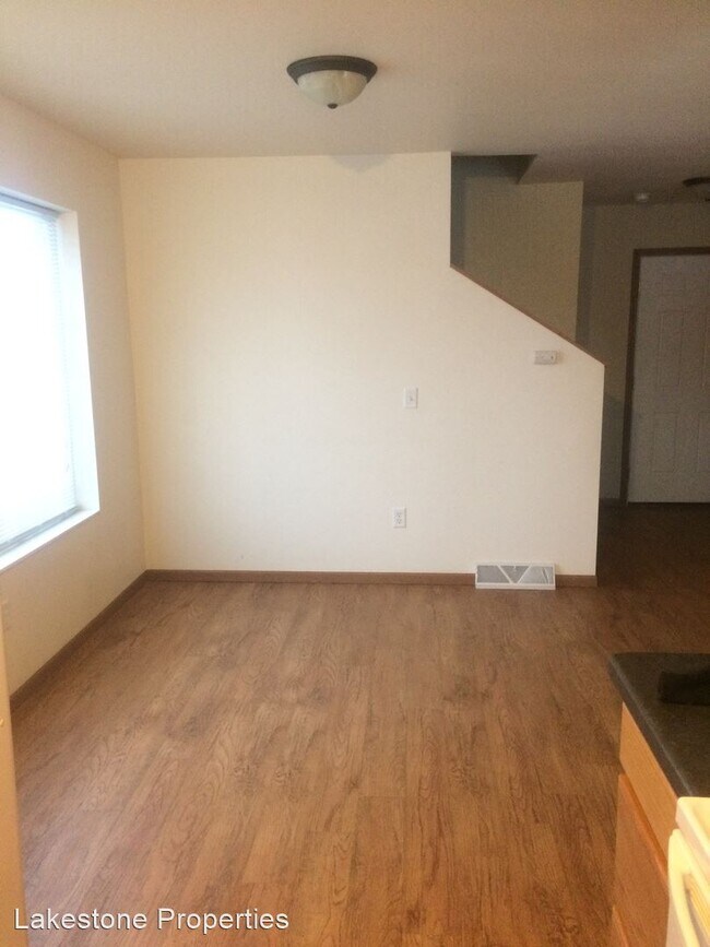 Foto del edificio - 2870-2950 Blue Aster Blvd