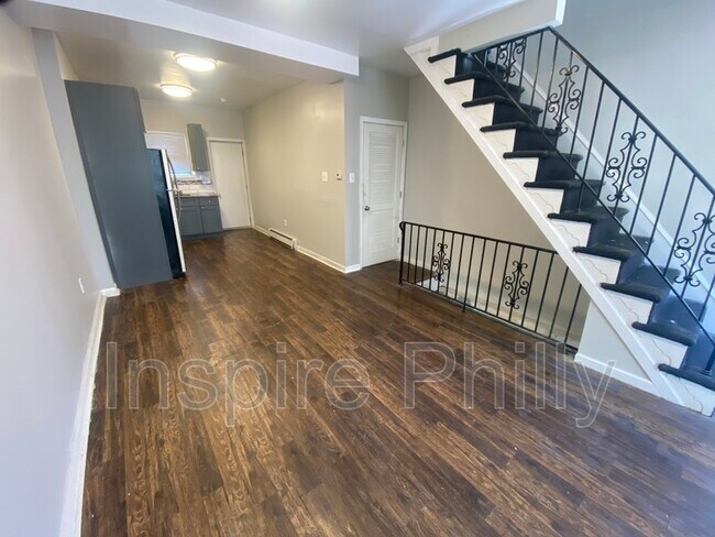 Building Photo - 2229 Cantrell St