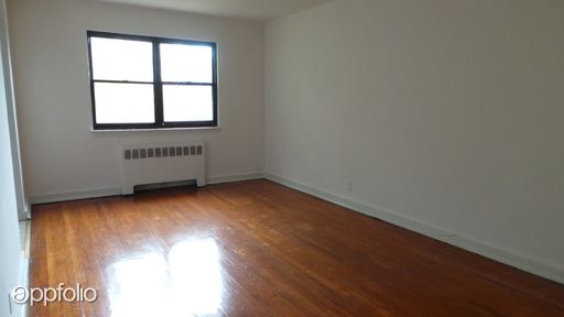 Building Photo - 5001 Gainor Rd