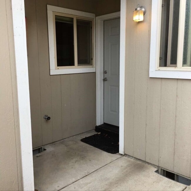 Building Photo - 2436 SW 23rd St