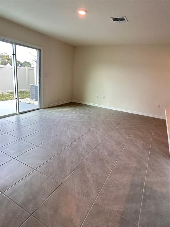 Building Photo - 8220 SW 67th Ave