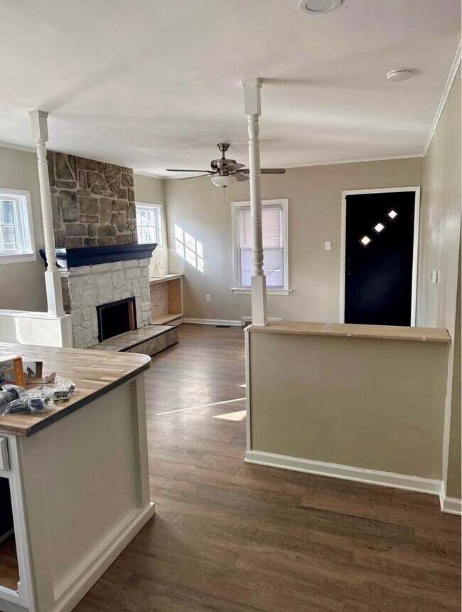 Foto del edificio - 3 Bedroom Home for Rent in Ewing, NJ