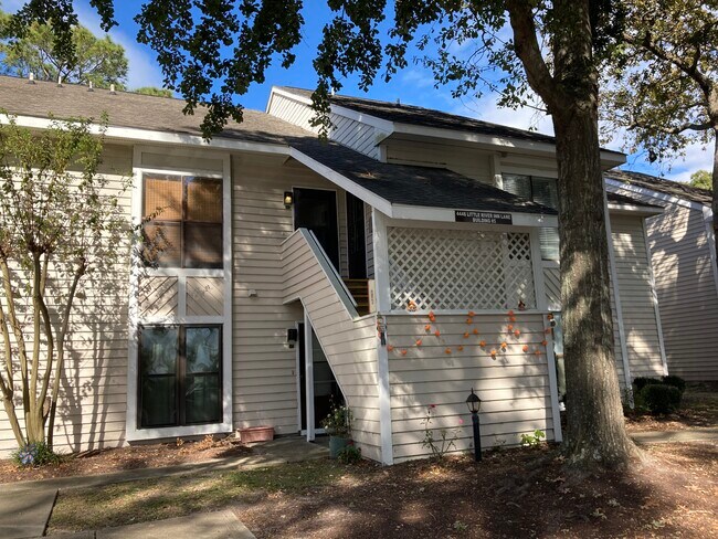 Building Photo - 4446 Little River Inn Ln