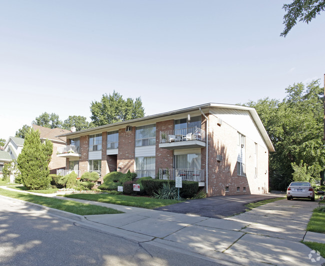 Building Photo - Oakridge Apartments