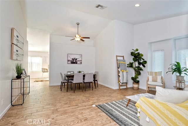 Foto del edificio - 39864 Snow Gum Ln