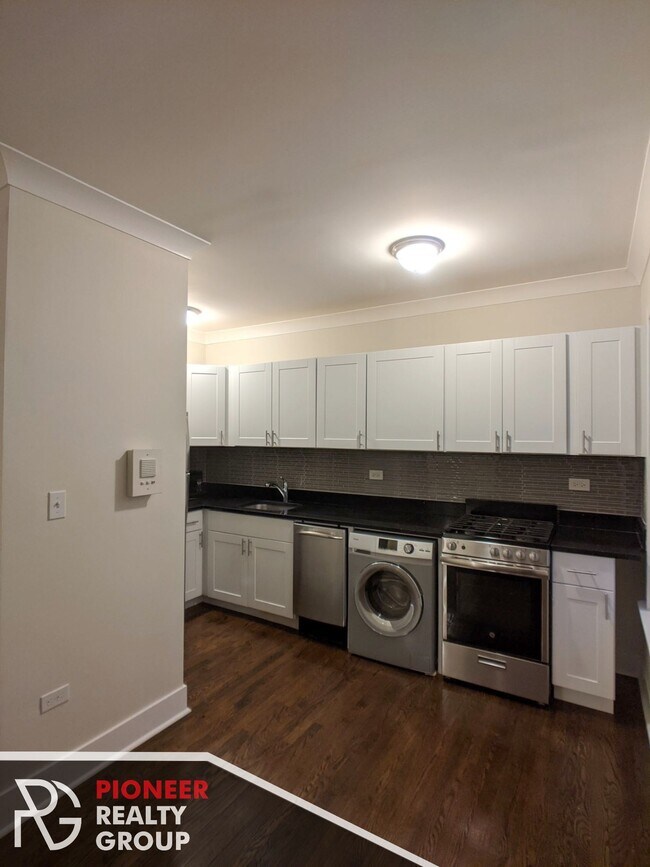 Foto del edificio - 2129 N Dayton St