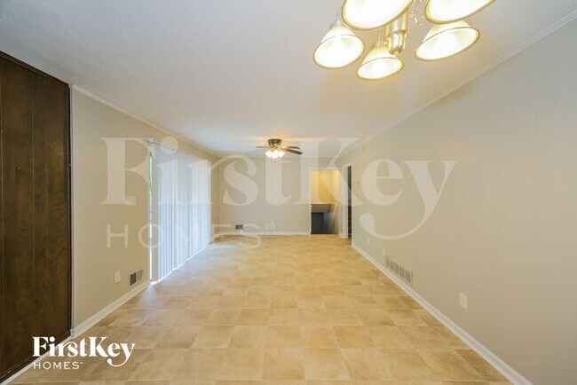 Foto del edificio - 6952 W Fayetteville Rd
