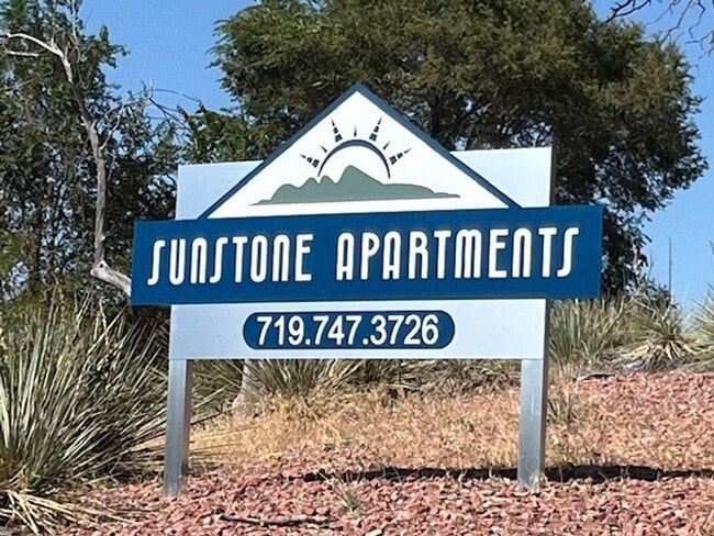 Interior Photo - Oasis at Belmont - Beautiful Renovated Apa...