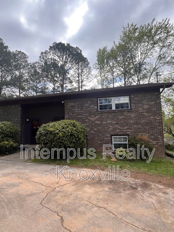Foto del edificio - 8738 Gleason Dr
