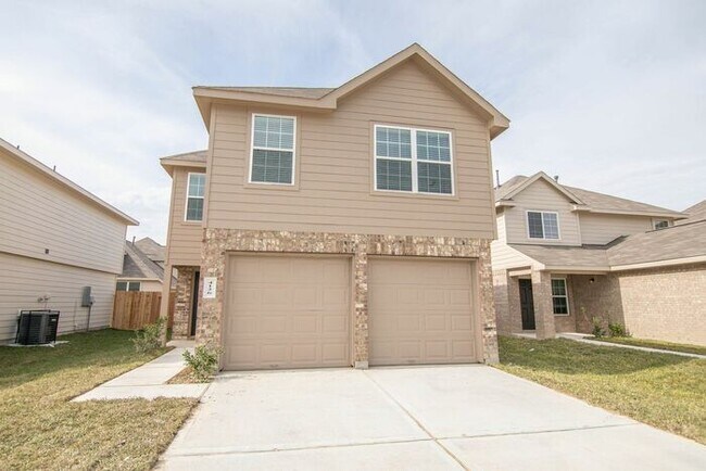 Building Photo - 4126 Silver Ranch Rd