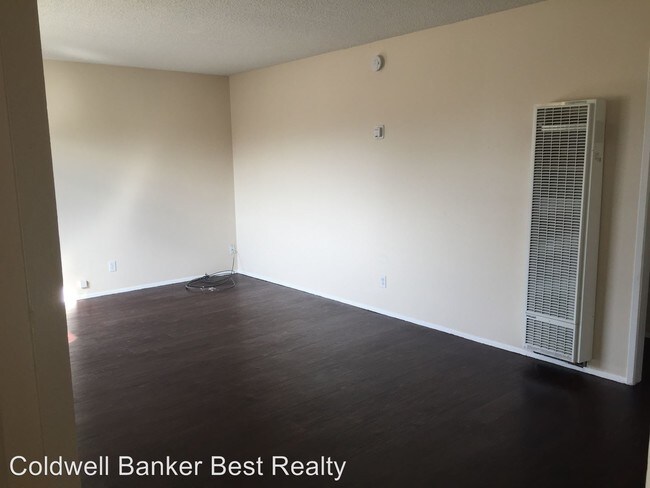Building Photo - 812 Aspen Dr